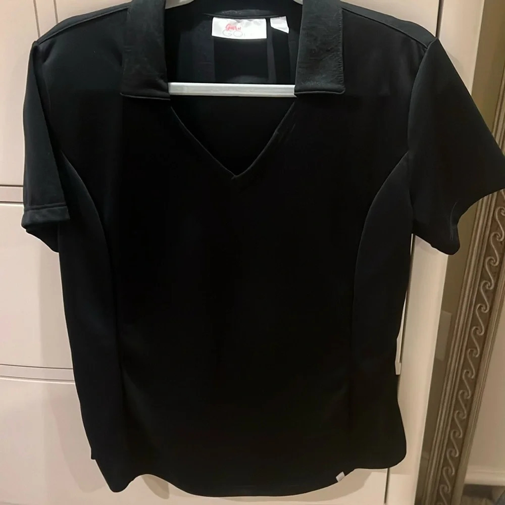 Guru Golf black short sleeve golf shirt. Large.